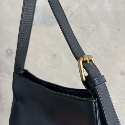 vintage leather buckle purse