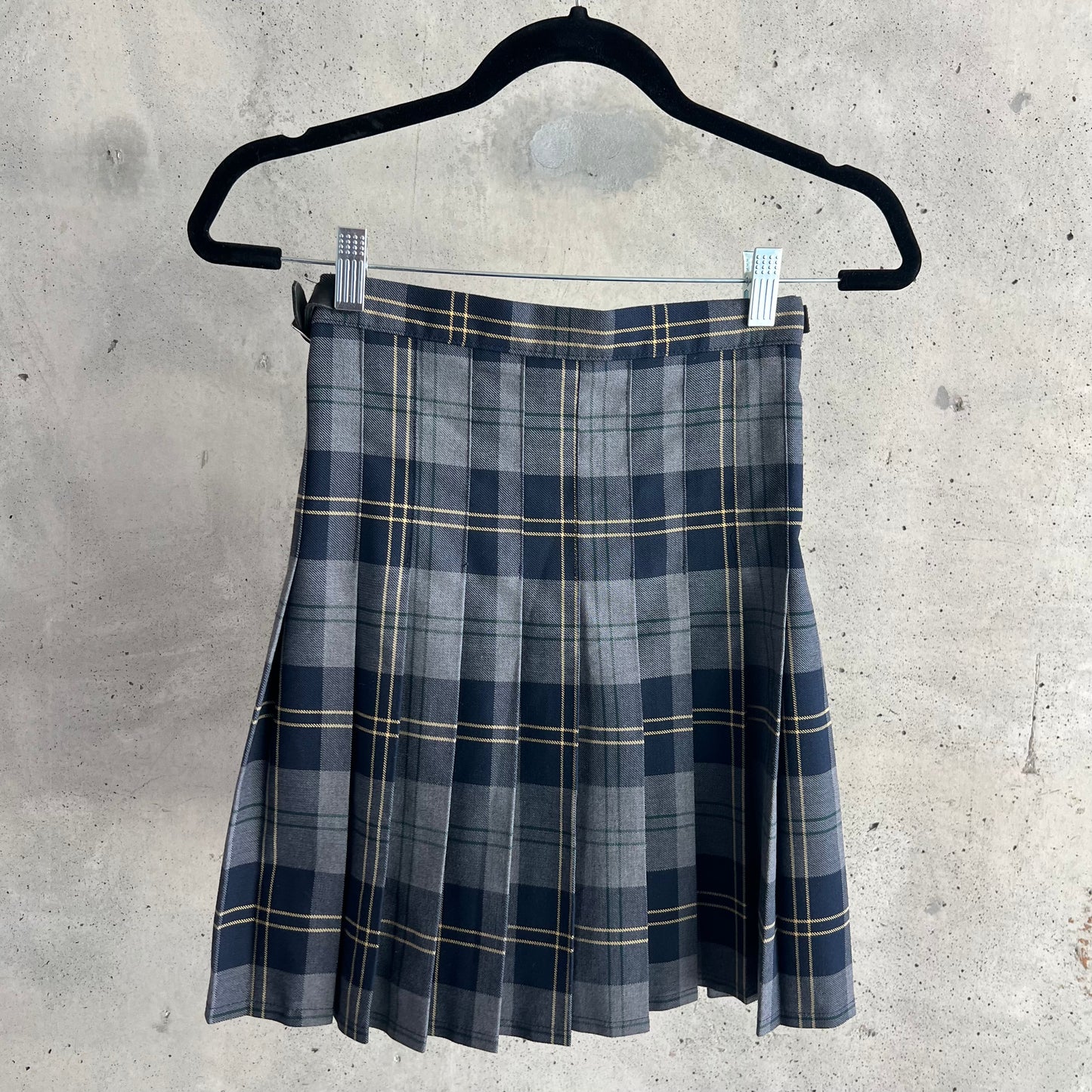 vintage plaid kilt