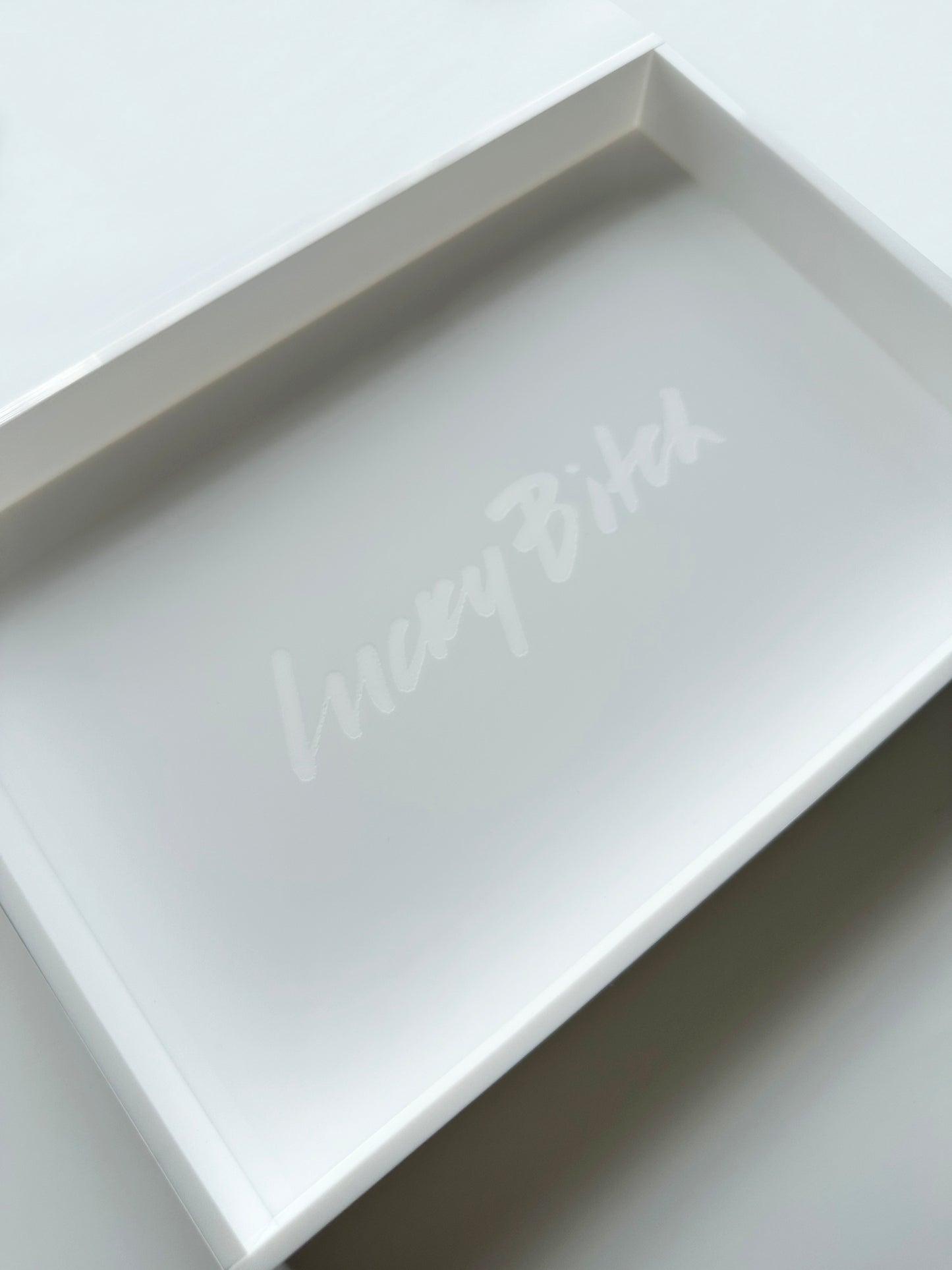 LUCKY BITCH TRAY (MEDIUM) - WHITE