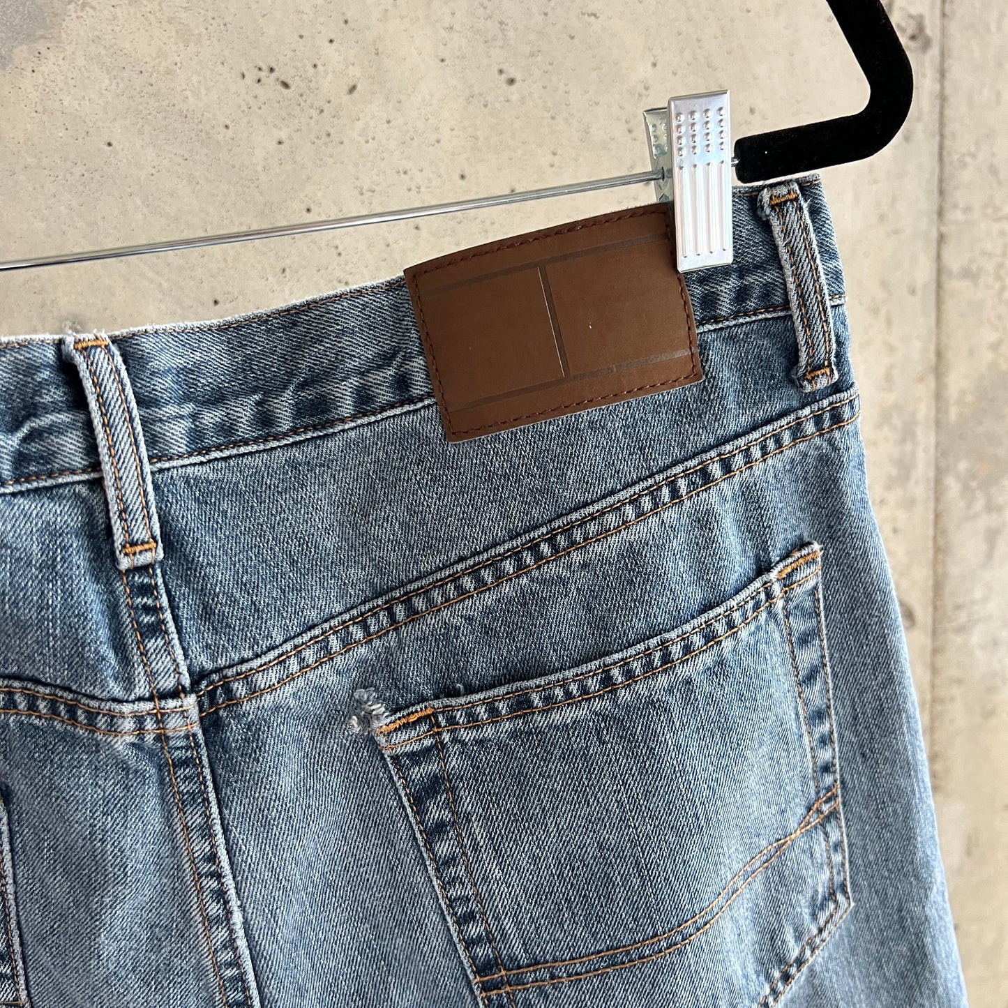 Vintage Tommy Relaxed Fit Denim