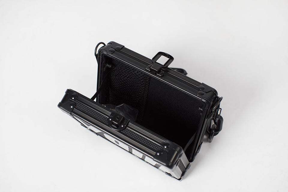 Matte Black Pocket Box Handbag-MAKEWAY